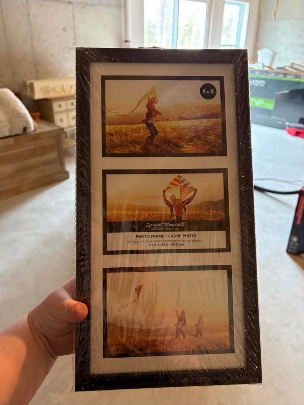 Black 3-Opening Photo Frame - Multi-Photo Wall Display